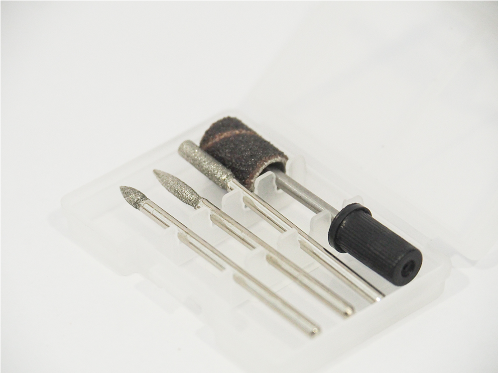 E90252.jpg
